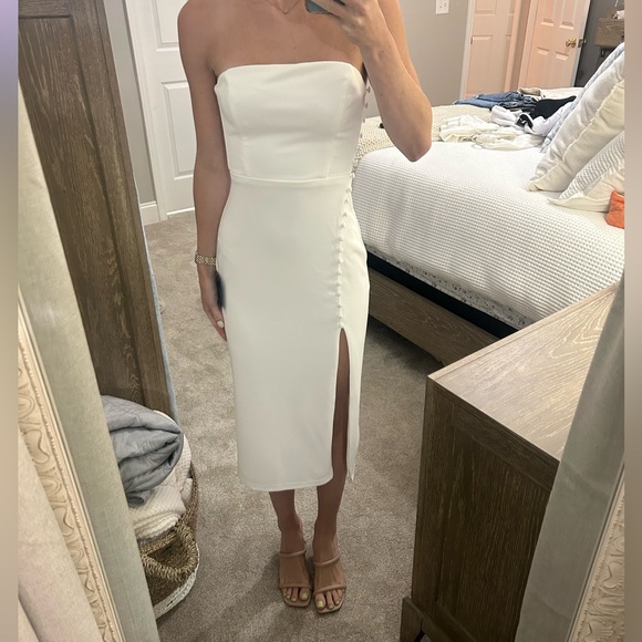 White Strapless Bodycon Dress - Picture 3 of 11